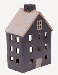 Wide Chalet Tea Light House