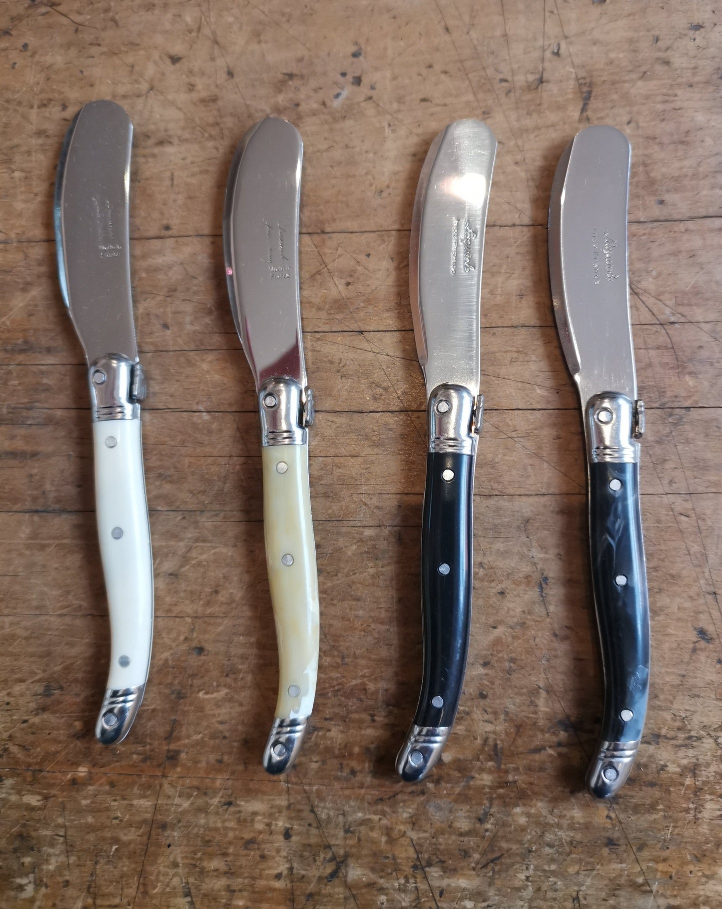 Laguiole Neron Cheese Cutlery
