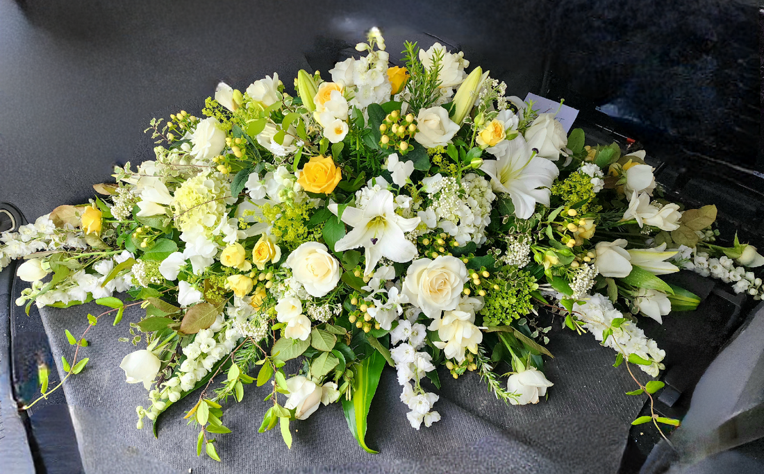 Creating Meaningful Funeral Arrangements with Flowers Rediscovered