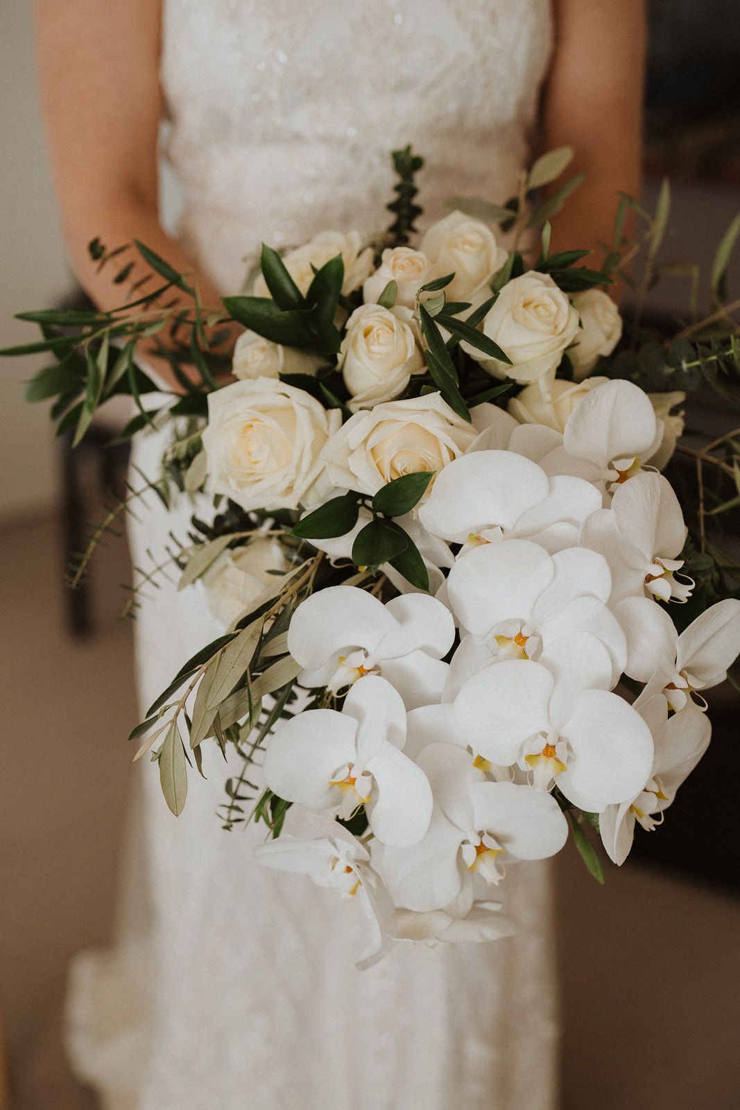 Wedding Bouquet Guide: How to Choose and Care for Your Wedding Flowers